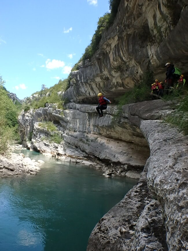OLYMPUS DIGITAL CAMERA Discovery-Aqua-hiking-Activity-in-the-Gorges-du-Verdon-with-Abroad-Rafting
