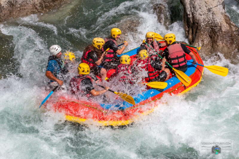 notre proposition de raftinf dans le gorges du verdon pour une demi journée
